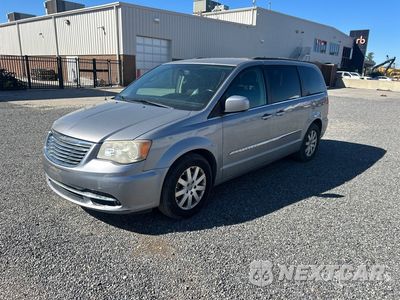 2014 Chrysler Town & Country 2014 Chrysler Town & Country Minivan 2C4RC1BG5ER178398 - główne zdjęcie licytacji z USA - miniatura