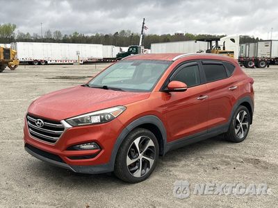 2016 Hyundai Tuscon 2016 Hyundai Tuscon Limited 1.6 T AWD SUV KM8J3CA2XGU029310 - główne zdjęcie licytacji z USA - miniatura