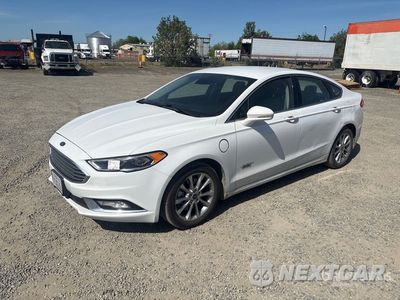 2017 Ford Fusion Se 2017 Ford Fusion SE Hybrid Automobile 3FA6P0PU8HR254040 - główne zdjęcie licytacji z USA - miniatura