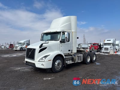 2019 Volvo Vnl 2019 Volvo VNL 6x4 T/A Day Cab Truck Tractor 4V4WC9EH6KN873279 - główne zdjęcie licytacji z USA - miniatura