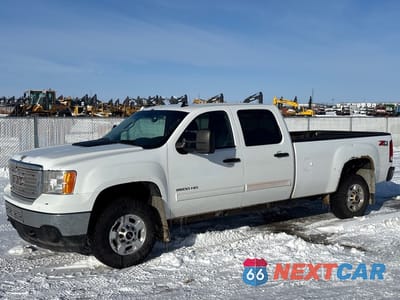 2014 GMC 2500 Hd 2014 GMC 2500 HD SLE 4x4 Crew Cab Pickup 1GT120CG2EF118501 - główne zdjęcie licytacji z USA - miniatura