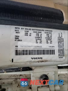 Zdjęcie 10 z 10 samochodu: 2001 VOLVO V70 XC VIN:YV1SZ58D711039600 - miniatura