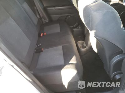 Zdjęcie 6 z 12 samochodu: 2012 JEEP PATRIOT LATITUDE VIN:1C4NJPFB3CD690585 - miniatura