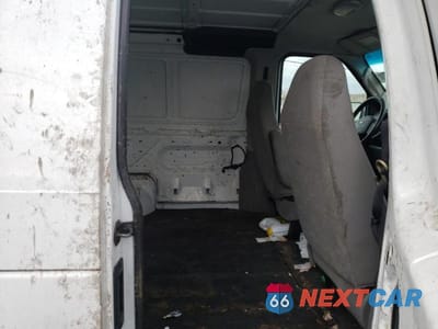 Zdjęcie 6 z 10 samochodu: 2006 FORD ECONOLINE E350 SUPER DUTY VAN VIN:1FTSE34L46DB23673 - miniatura