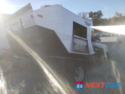 Czwarte zdjęcie samochodu z boku: 2020 ISUZU NPR HD VIN:54DB4W1B9LS806049 - miniatura