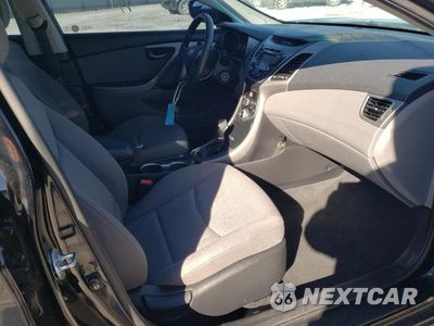 Piąte zdjęcie samochodu w środku: 2015 HYUNDAI ELANTRA SE VIN:KMHDH4AE3FU235890 - miniatura