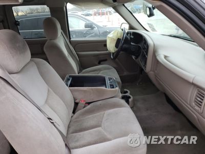 Piąte zdjęcie samochodu w środku: 2004 CHEVROLET SILVERADO C1500 VIN:2GCEC19T841403170 - miniatura