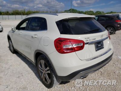 Trzecie zdjęcie samochodu z tyłu: 2015 MERCEDES-BENZ GLA 250 4MATIC VIN:WDCTG4GB6FJ032391 - miniatura