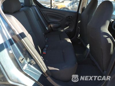 Zdjęcie 6 z 10 samochodu: 2016 NISSAN VERSA S VIN:3N1CN7AP8GL903709 - miniatura