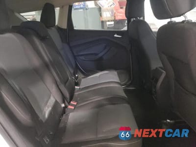 Zdjęcie 6 z 10 samochodu: 2017 FORD ESCAPE SE VIN:1FMCU9G90HUA43313 - miniatura