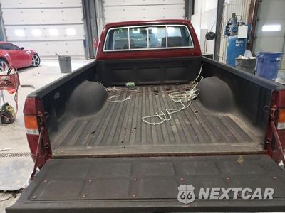 Zdjęcie 6 z 10 samochodu: 1991 TOYOTA PICKUP 1/2 TON SHORT WHEELBASE DLX VIN:JT4VN01D1M0004668 - miniatura