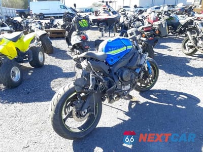 Czwarte zdjęcie samochodu z boku: 2018 SUZUKI GSX-R600 VIN:JS1GN7FA5J2100474 - miniatura
