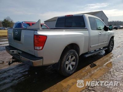 Czwarte zdjęcie samochodu z boku: 2005 NISSAN TITAN XE VIN:1N6AA06BX5N552462 - miniatura
