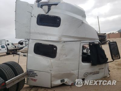 Zdjęcie 6 z 10 samochodu: 2019 VOLVO VN VNL VIN:4V4NC9EH2KN210884 - miniatura