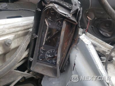 Zdjęcie 8 z 10 samochodu: 2019 VOLVO VN VNL VIN:4V4NC9EH2KN210884 - miniatura