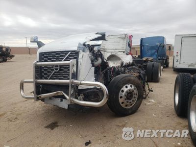 Zdjęcie 9 z 10 samochodu: 2019 VOLVO VN VNL VIN:4V4NC9EH2KN210884 - miniatura