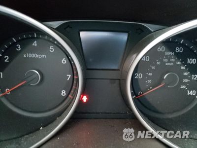 Zdjęcie 8 z 10 samochodu: 2011 HYUNDAI TUCSON GLS VIN:KM8JU3AC5BU270805 - miniatura