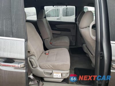 Zdjęcie 6 z 10 samochodu: 2011 HONDA ODYSSEY EX VIN:5FNRL5H46BB019188 - miniatura