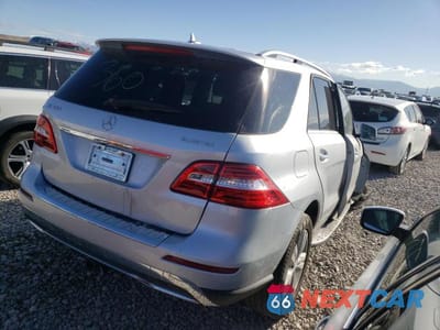 Czwarte zdjęcie samochodu z boku: 2012 MERCEDES-BENZ ML 350 BLUETEC VIN:4JGDA2EB8CA031477 - miniatura