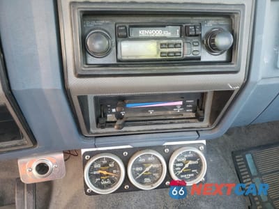 Zdjęcie 9 z 10 samochodu: 1986 FORD F150 VIN:1FTCF15H7GNA87229 - miniatura