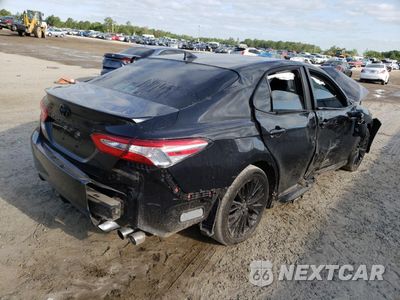 Czwarte zdjęcie samochodu z boku: 2020 TOYOTA CAMRY SE VIN:4T1G11AK3LU399464 - miniatura