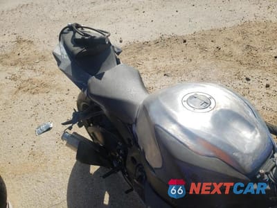Zdjęcie 6 z 10 samochodu: 2021 SUZUKI GSX-R750 VIN:JS1GR7MA6M7100126 - miniatura