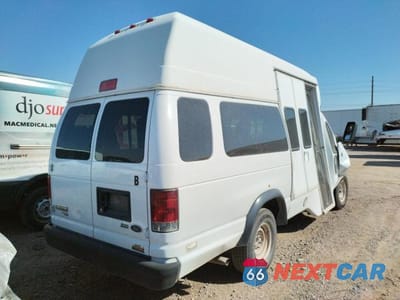Czwarte zdjęcie samochodu z boku: 2011 FORD ECONOLINE E350 SUPER DUTY VAN VIN:1FTDS3EL9BDB28541 - miniatura