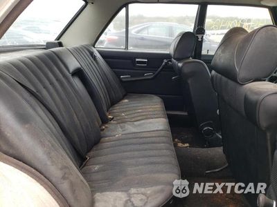 Zdjęcie 6 z 10 samochodu: 1975 MERCEDES BENZ 200 SERIES VIN:11501712026386 - miniatura