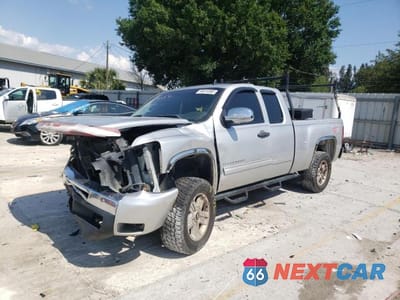 Drugie zdjęcie samochodu z przodu: 2011 CHEVROLET SILVERADO K1500 LT VIN:1GCRKSE36BZ408078 - miniatura
