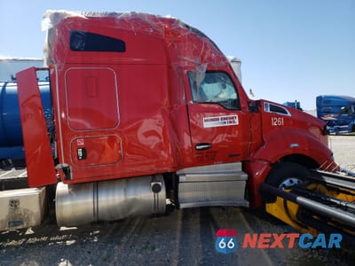 Zdjęcie 9 z 10 samochodu: 2019 KENWORTH CONSTRUCTION T680 VIN:1XKYDP9X2KJ244766 - miniatura