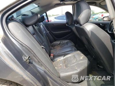 Zdjęcie 6 z 10 samochodu: 2004 VOLVO S60 2.5T VIN:YV1RH59H442331562 - miniatura