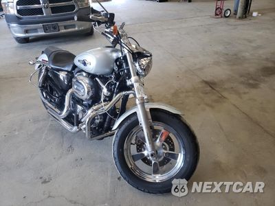 2012 HARLEY-DAVIDSON XL1200 C 1HD1CT318CC442866 - główne zdjęcie licytacji z USA - miniatura
