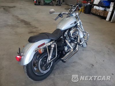 Czwarte zdjęcie samochodu z boku: 2012 HARLEY-DAVIDSON XL1200 C VIN:1HD1CT318CC442866 - miniatura