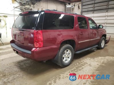 Czwarte zdjęcie samochodu z boku: 2011 GMC YUKON XL K1500 SLT VIN:1GKS2KE36BR233658 - miniatura