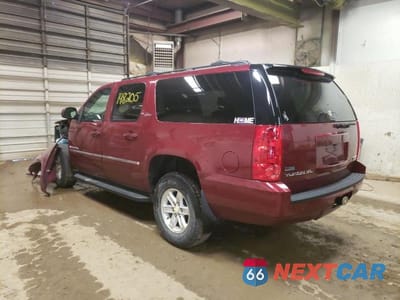 Trzecie zdjęcie samochodu z tyłu: 2011 GMC YUKON XL K1500 SLT VIN:1GKS2KE36BR233658 - miniatura