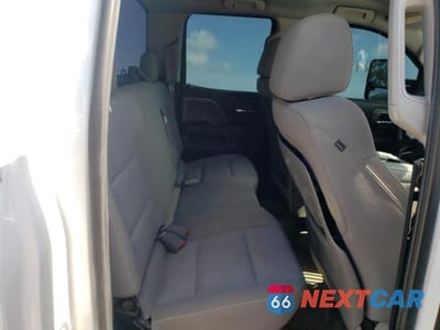 Zdjęcie 6 z 10 samochodu: 2015 GMC SIERRA K2500 HEAVY DUTY VIN:1GT22XEGXFZ529994 - miniatura