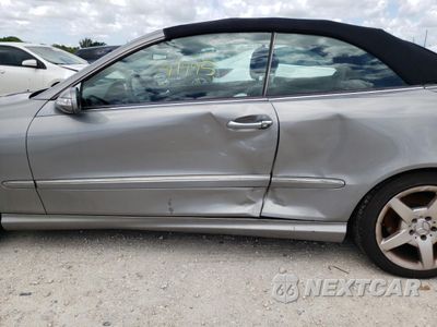 Zdjęcie 9 z 10 samochodu: 2009 MERCEDES-BENZ CLK 350 VIN:WDBTK56F49T108146 - miniatura