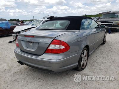 Czwarte zdjęcie samochodu z boku: 2009 MERCEDES-BENZ CLK 350 VIN:WDBTK56F49T108146 - miniatura