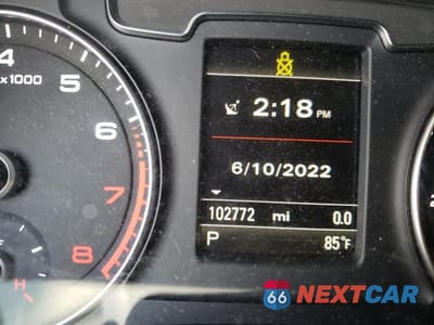 Zdjęcie 8 z 10 samochodu: 2017 AUDI Q3 PREMIUM PLUS VIN:WA1JCCFS5HR002477 - miniatura