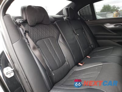 Zdjęcie 6 z 10 samochodu: 2019 BMW 740 XI VIN:WBA7E4C59KGV70584 - miniatura