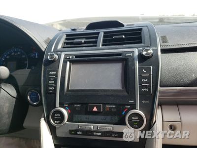 Zdjęcie 9 z 12 samochodu: 2012 TOYOTA CAMRY HYBRID VIN:4T1BD1FK8CU010506 - miniatura