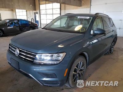 Drugie zdjęcie samochodu z przodu: 2019 VOLKSWAGEN TIGUAN SE VIN:3VV2B7AX6KM093406 - miniatura