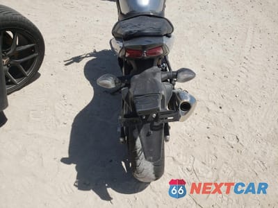 Zdjęcie 6 z 10 samochodu: 2020 SUZUKI SV650 VIN:JS1VP55A9L7100426 - miniatura