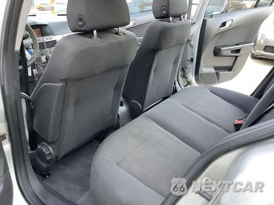 Zdjęcie 37 z 53 samochodu: 2008 SATURN ASTRA XE VIN:W08AR671785091433 - miniatura