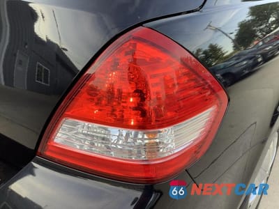 Zdjęcie 14 z 45 samochodu: 2009 NISSAN VERSA S VIN:3N1BC11E89L392292 - miniatura