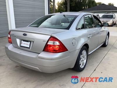 Zdjęcie 9 z 25 samochodu: 2007 FORD FIVE HUNDRED SEL VIN:1FAHP241X7G156308 - miniatura