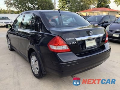 Zdjęcie 6 z 45 samochodu: 2009 NISSAN VERSA S VIN:3N1BC11E89L392292 - miniatura