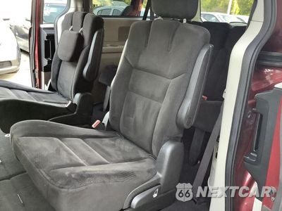 Zdjęcie 42 z 71 samochodu: 2015 DODGE GRAND CARAVAN SXT VIN:2C4RDGCG7FR584828 - miniatura