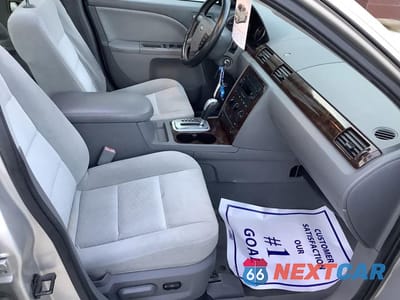 Zdjęcie 13 z 25 samochodu: 2007 FORD FIVE HUNDRED SEL VIN:1FAHP241X7G156308 - miniatura