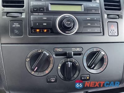 Zdjęcie 43 z 45 samochodu: 2009 NISSAN VERSA S VIN:3N1BC11E89L392292 - miniatura